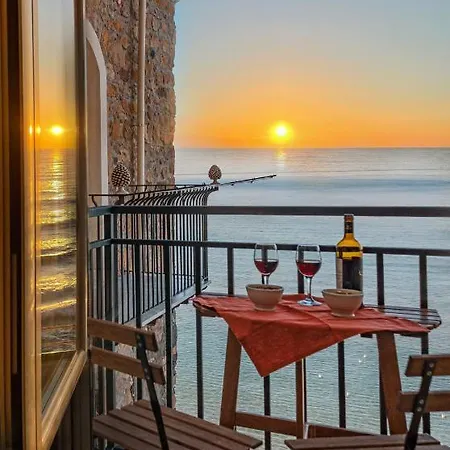 Tramonto Sul Mare Apartment Cefalu Exterior photo